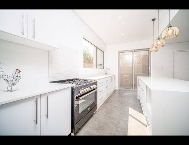 3 BEDROOM TOWNHOUSE FOR SALE IN ZULULAMI COASTAL ESTATE